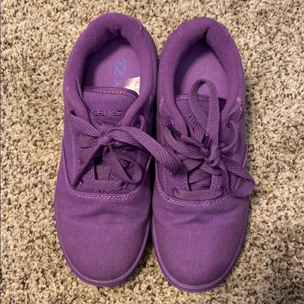 Girls Heely’s Size 3